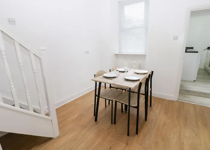 Holly House * Whitehaven